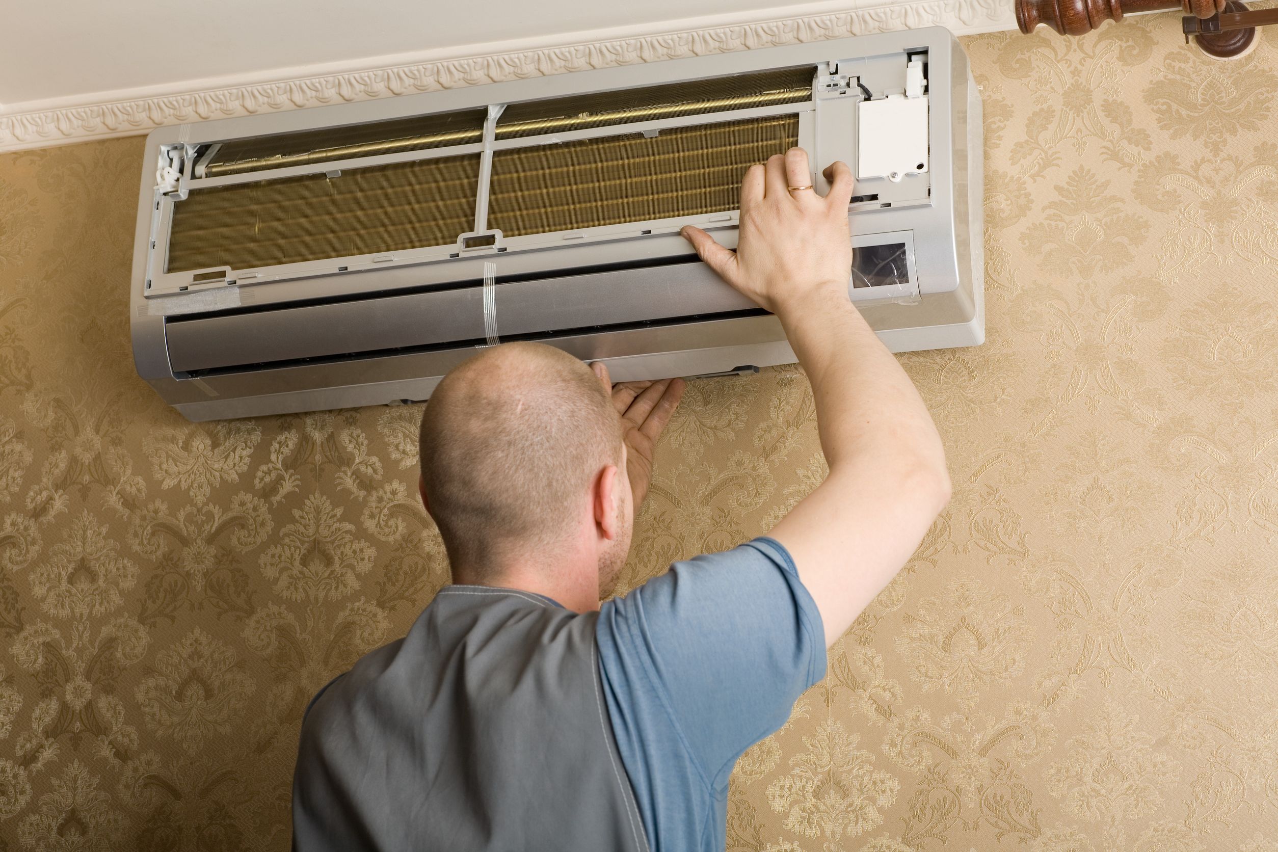 When To Call a Professional for Air Conditioner Repair in Cape Coral, FL
